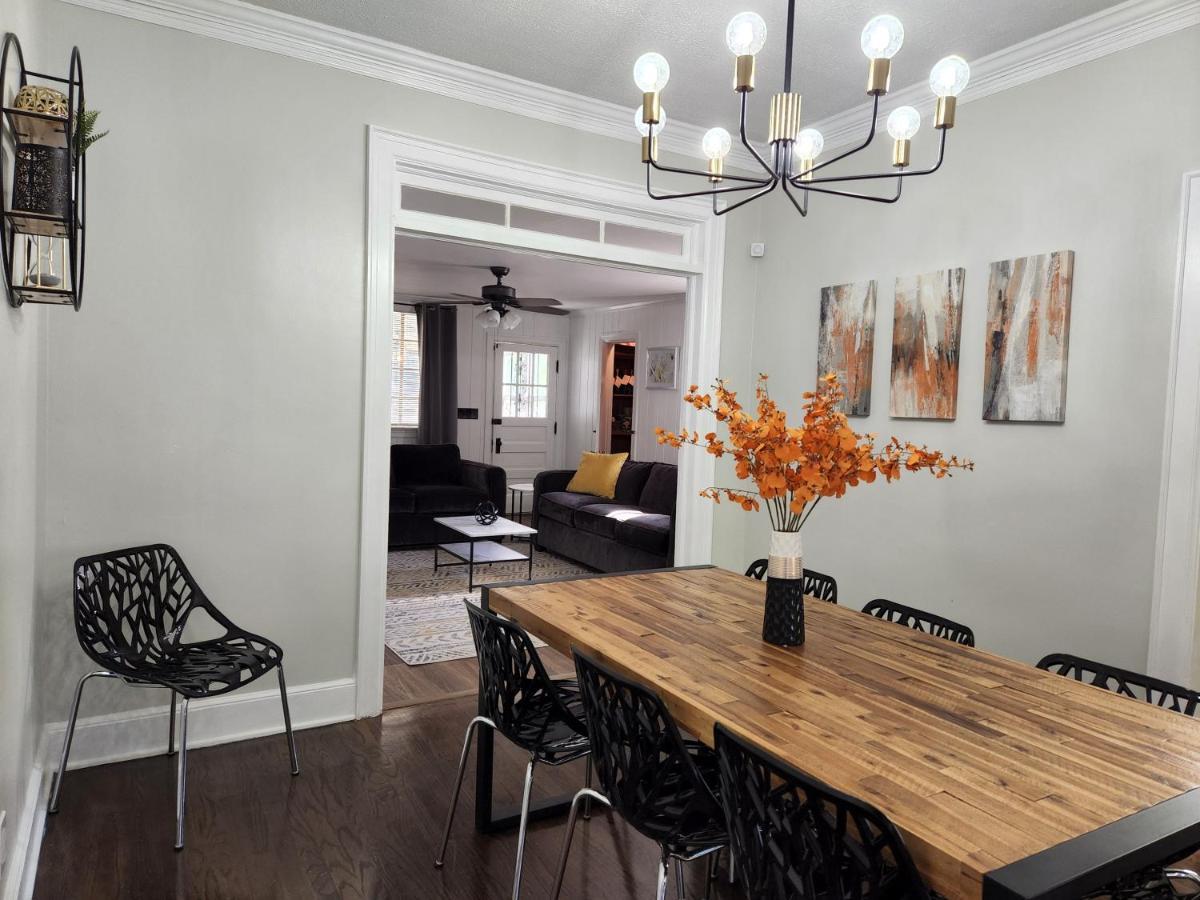 Spacious Centrally Located 3 Bed 2 Bath - Sleeps 8 Монтгомъри Екстериор снимка