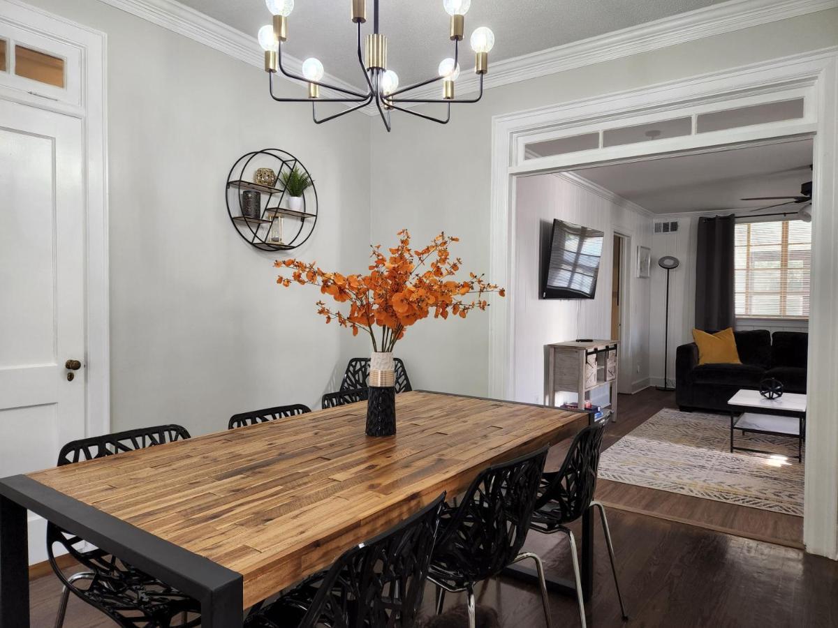 Spacious Centrally Located 3 Bed 2 Bath - Sleeps 8 Монтгомъри Екстериор снимка